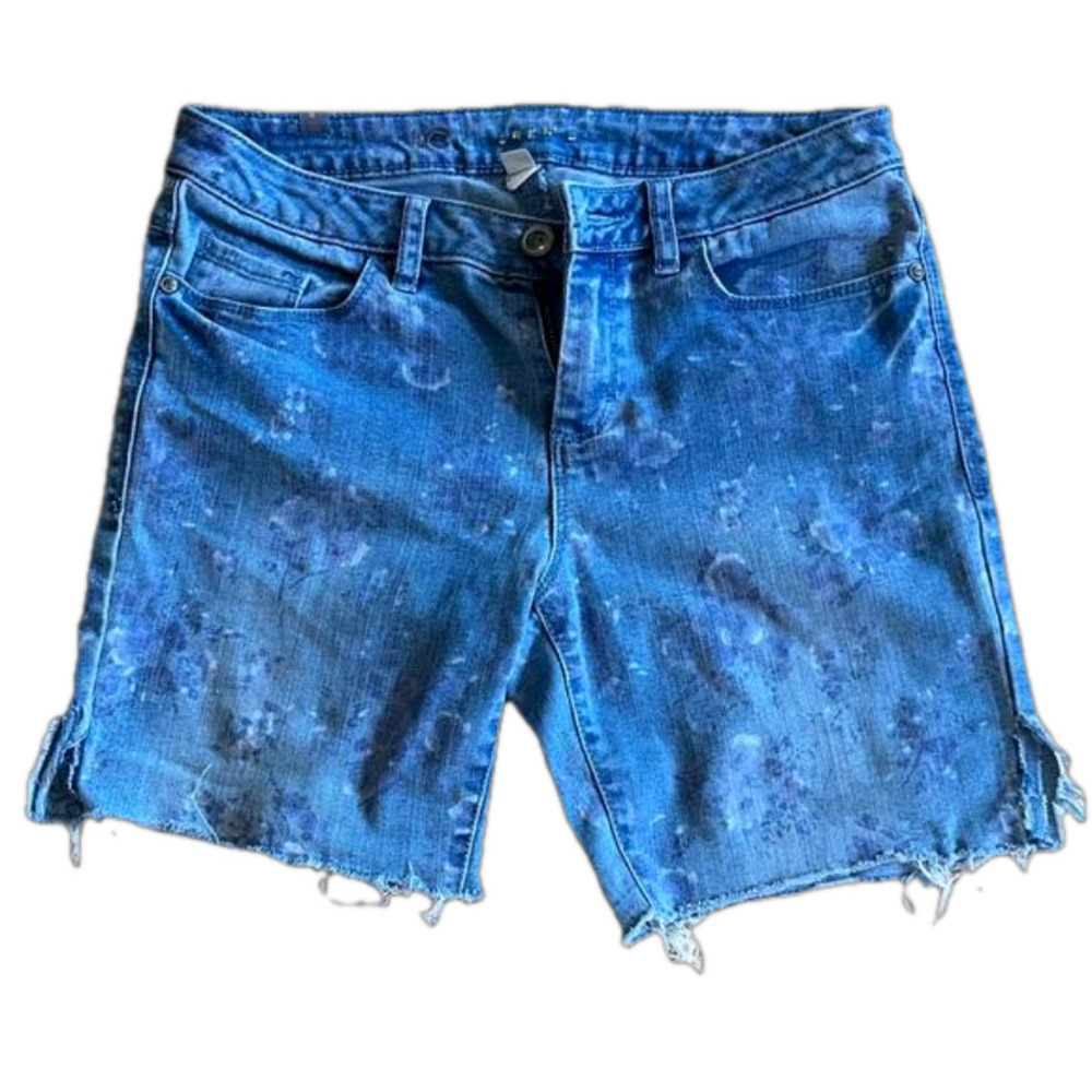 LC Lauren Conrad size 8 floral print 7 inch cutoff jeans shorts